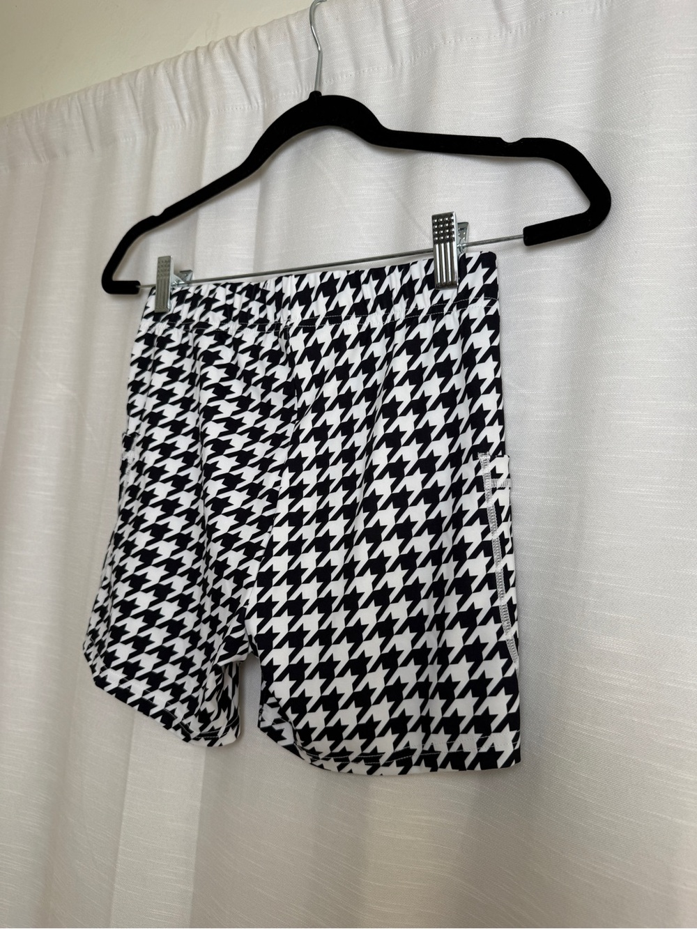 Viodia Black & White Houndstooth Athletic Shorts | Size XS NWT - Picture 9 of 12